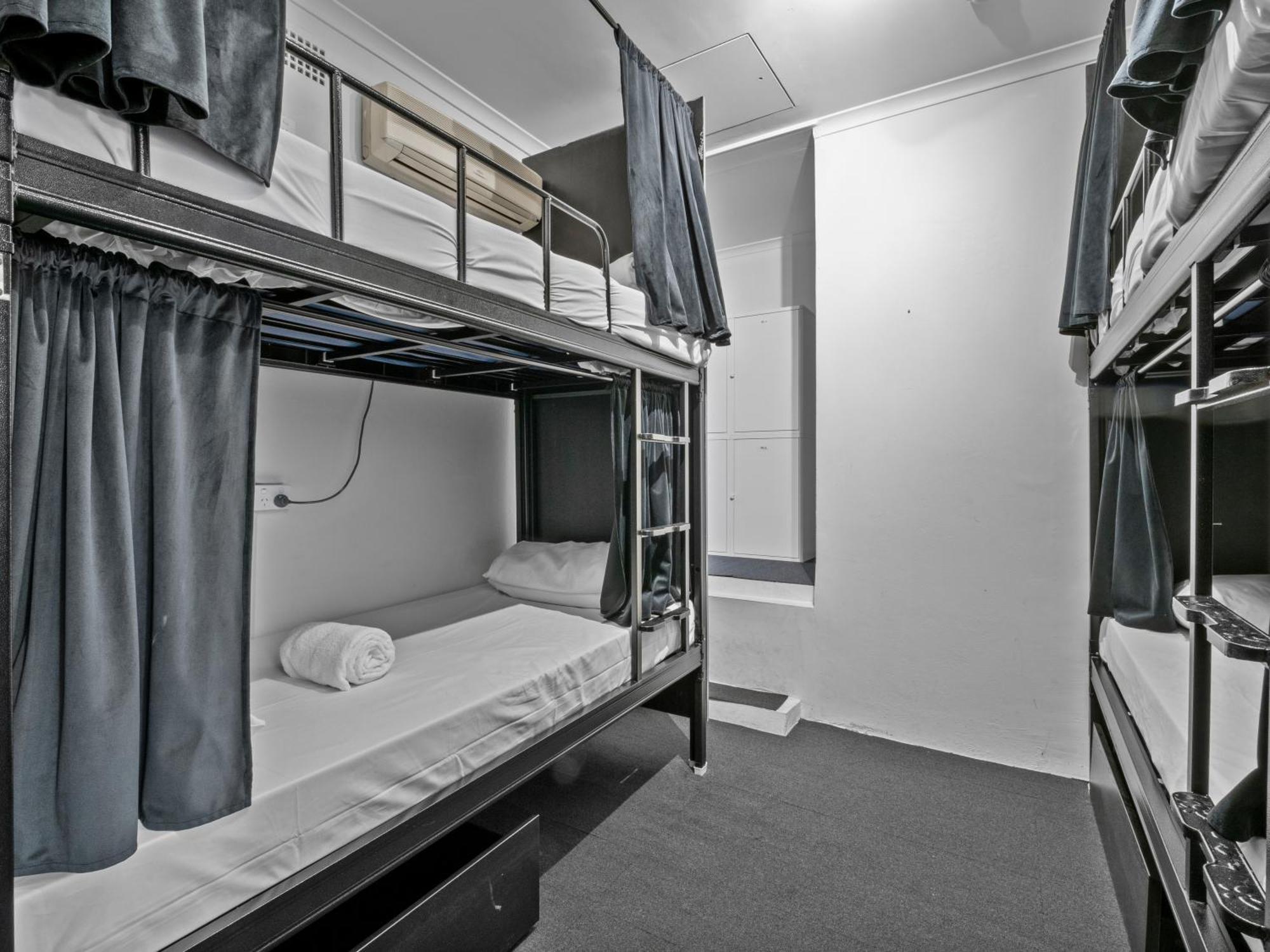 Azzurro Pod Hotel - Central Sydney Luaran gambar